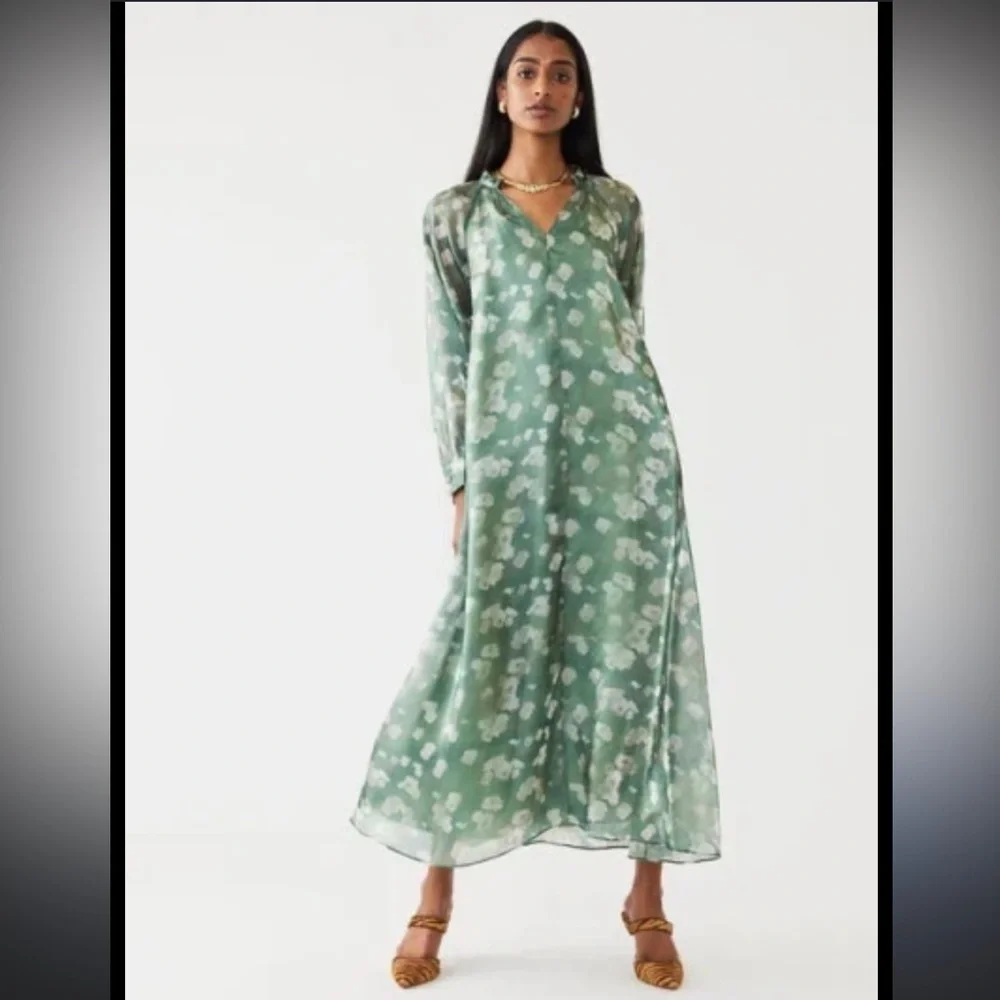 EDDY Caroline Dress In Green Blurry Magnolia - Picture 2 of 2